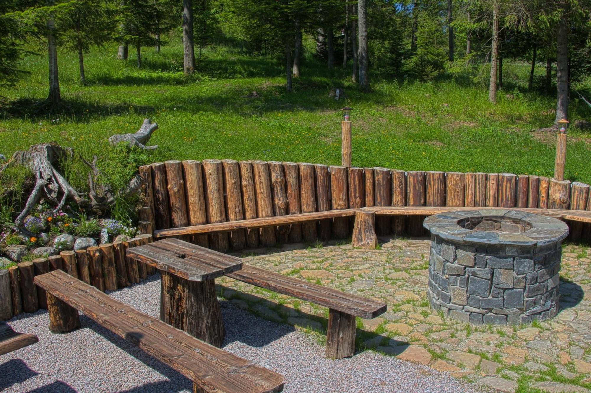 Chata Baba Yaga Zdiar Bagian luar foto