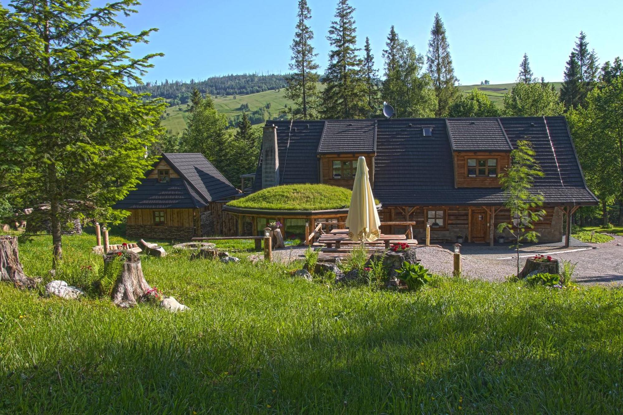 Chata Baba Yaga Zdiar Bagian luar foto